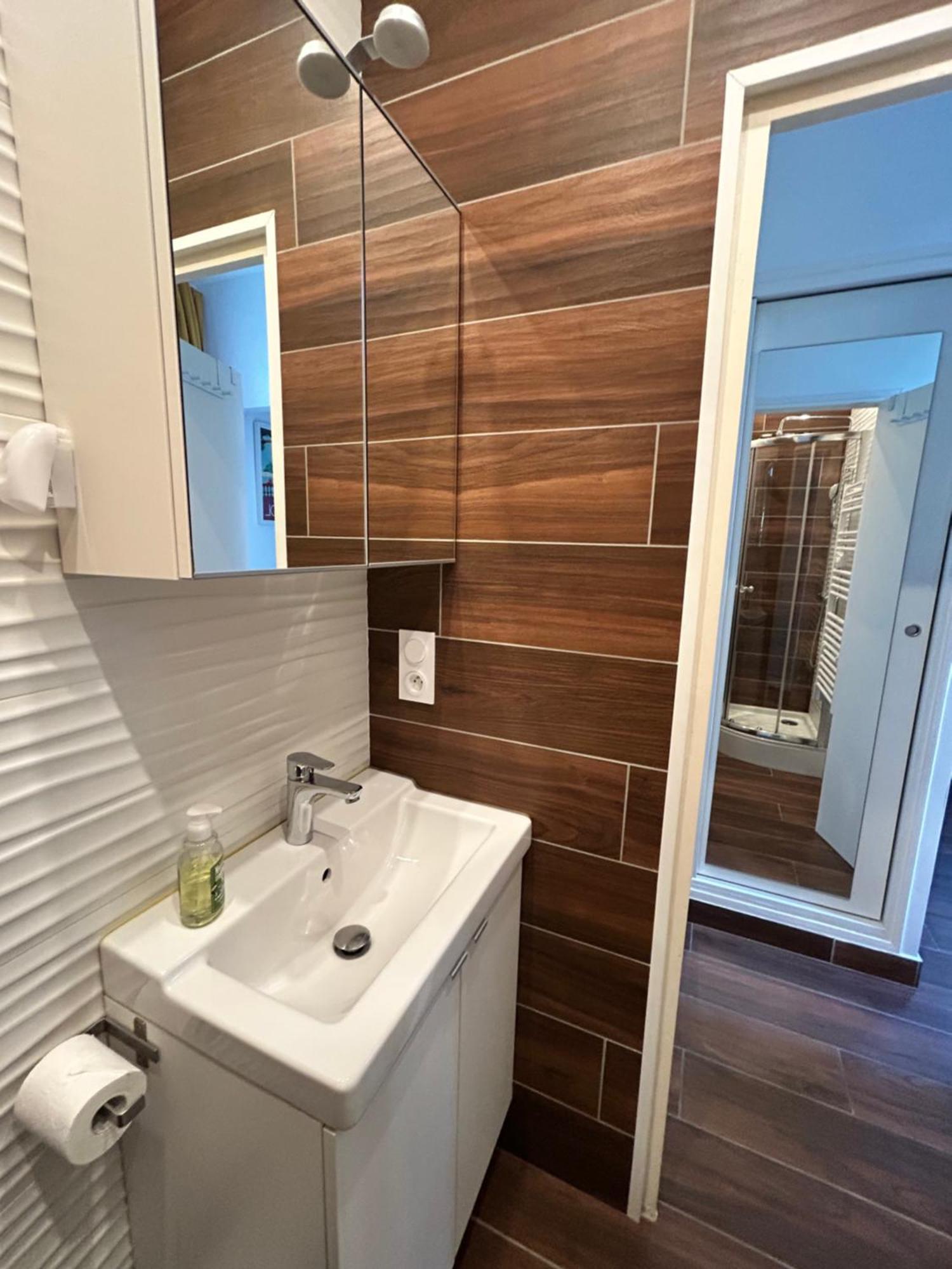 Agreable Studio Renove Avec Place De Parking Bandol Eksteriør bilde