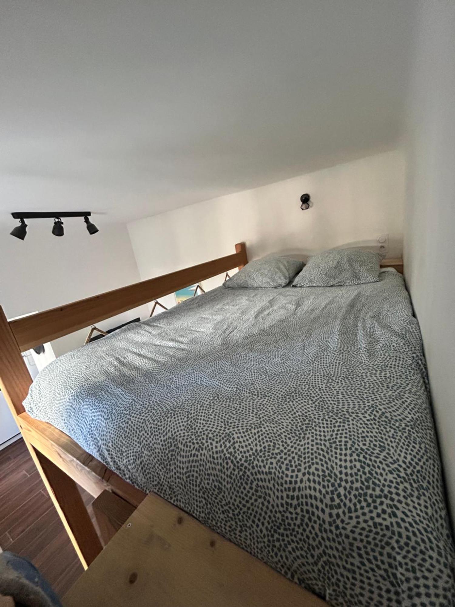 Agreable Studio Renove Avec Place De Parking Bandol Eksteriør bilde